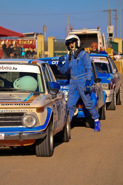 刻的表现助 刻的表现助